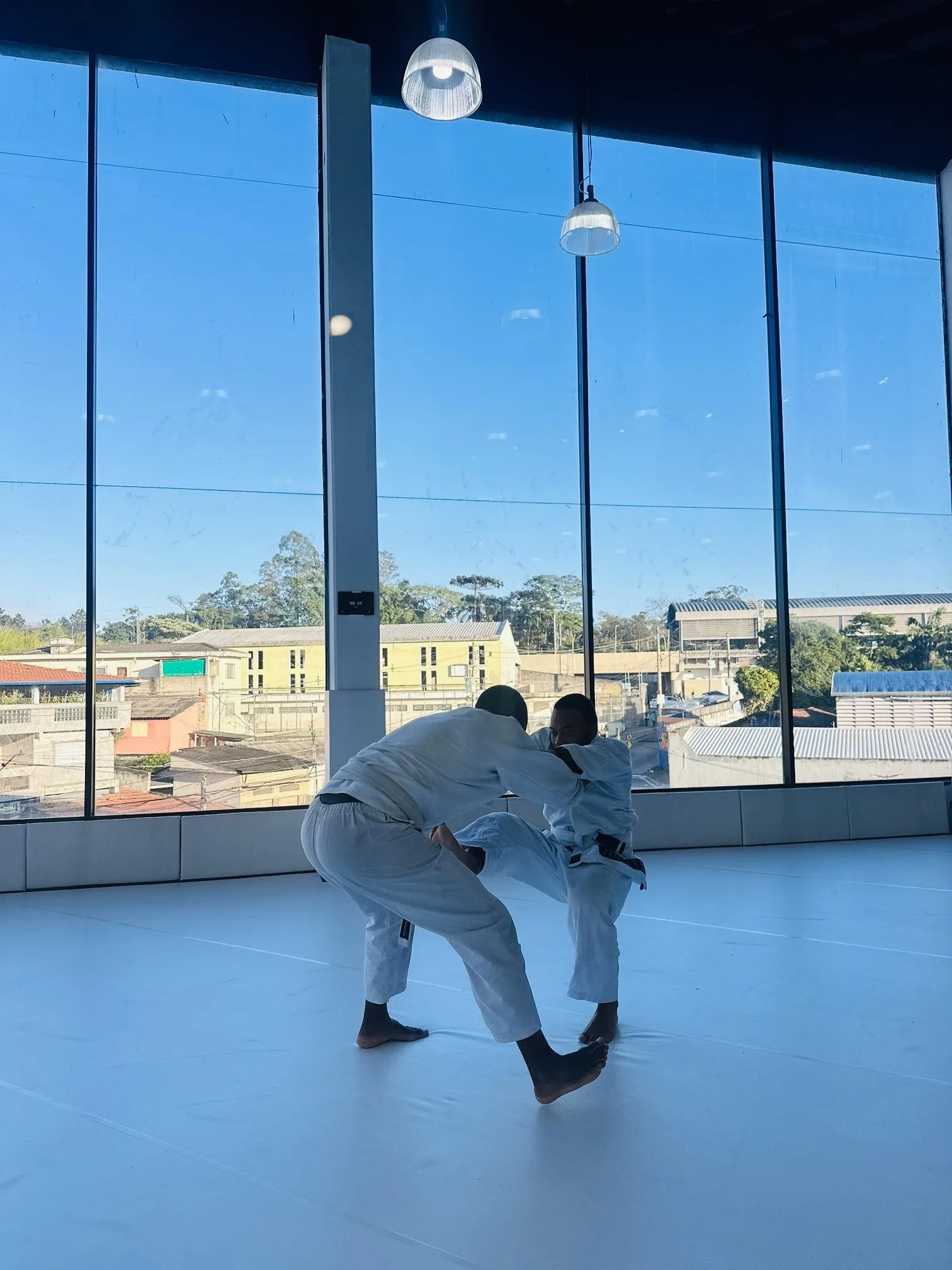 Treino com luz natural Solo Jiu Jitsu